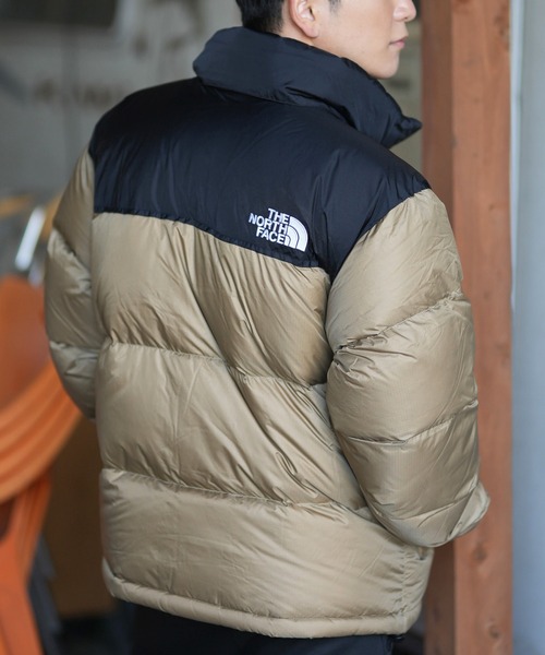 THE NORTH FACE(ザノースフェイス)の「THE NORTH FACE/ザ・ノース・フェイス NUPTSE JACKET ヌプシジャケット ダウン 撥水 ND92555(ダウンジャケット/コート・メンズ・グレー/ダークベージュ/ブラック・XXL/XL/L/M/S)」の19枚目の写真