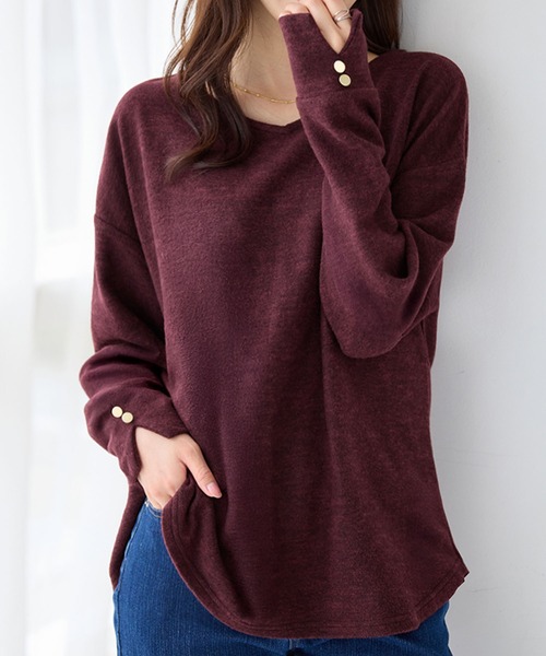 alotta(アロッタ)の「柔らかニットソー素材金ボタンゆるトップス(Tシャツ/カットソー・レディース・チャコール/ボルドー/ライトベージュ/カーキ・LL/L/M)」の4枚目の写真