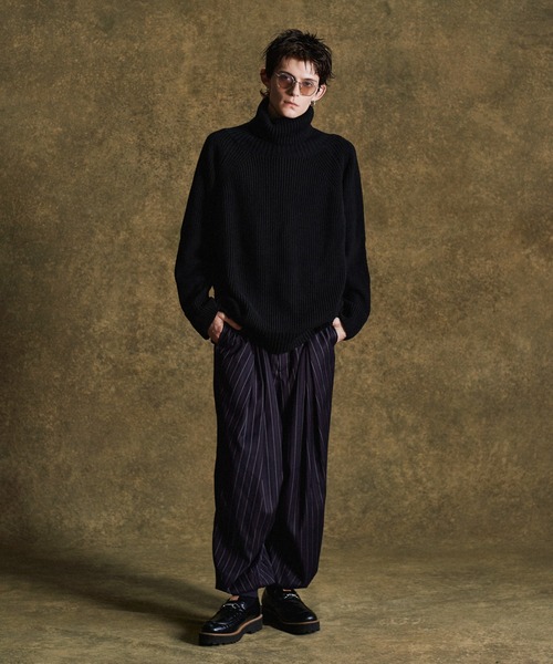 glamb(グラム)の「Sulman Turtle Neck Knit / サルマンタートルネックニット(ニット/セーター・メンズ・グレー/ブラック/カーキ・S/M/L)」の19枚目の写真