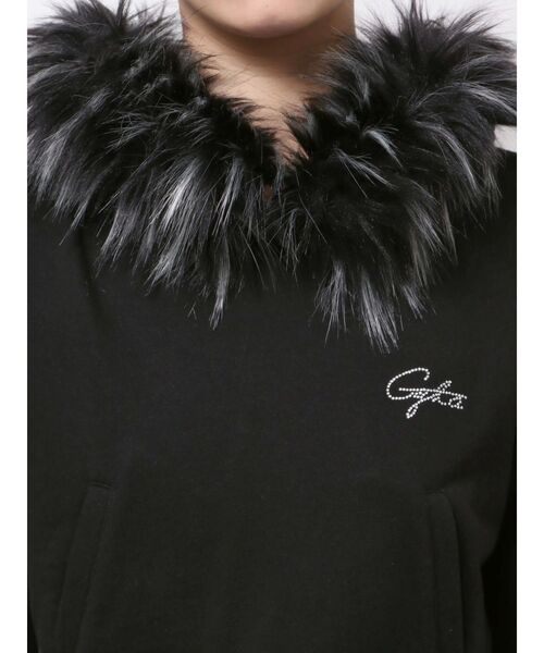 GYDA（ジェイダ）の「Gyda bijouファーパーカー（パーカー・レディース・ブラック/オフホワイト/グレー・FREE）」の16枚目の写真