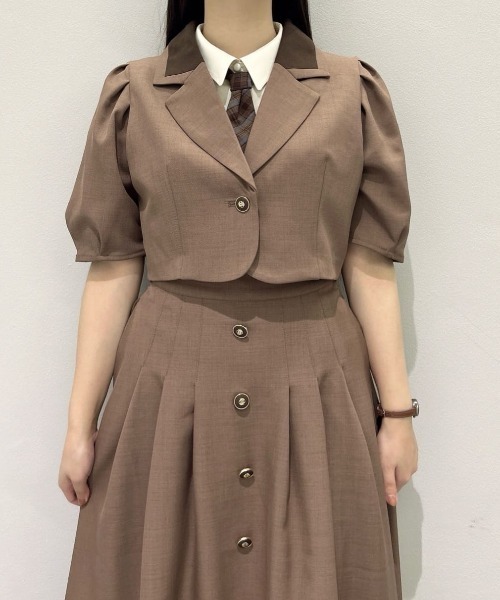 F i.n.t(フィント)の「釦使いパフスリーブジャケットセットアップ(セットアップ・レディース・グレー/ブラウン・FREE)」の13枚目の写真