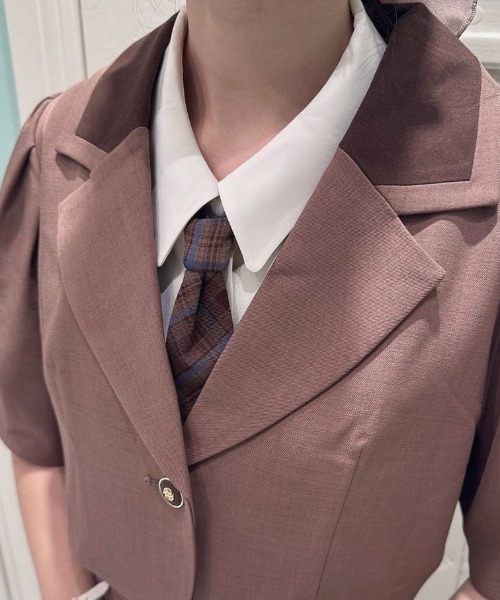 F i.n.t(フィント)の「釦使いパフスリーブジャケットセットアップ(セットアップ・レディース・グレー/ブラウン・FREE)」の17枚目の写真