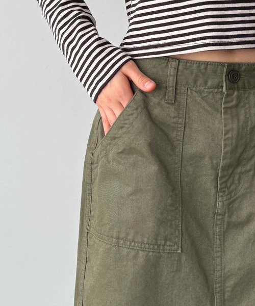 CANAL JEAN(キャナルジーン)の「HARING ベイカーロングスカート(スカート・レディース・カーキ・MEDIUM/SMALL)」の8枚目の写真