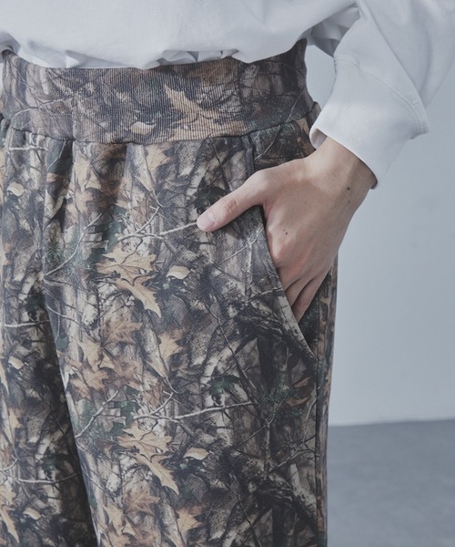 SLICK(スリック)の「【SLICK/スリック】Camouflage Print Wide Sweat Pants/カモフラージュスウェットワイドパンツ / ヘビィーウェイト/セットアップ(スウェットパンツ・メンズ・ウッドランド/リアルツリーカモ・1/2/3)」の6枚目の写真