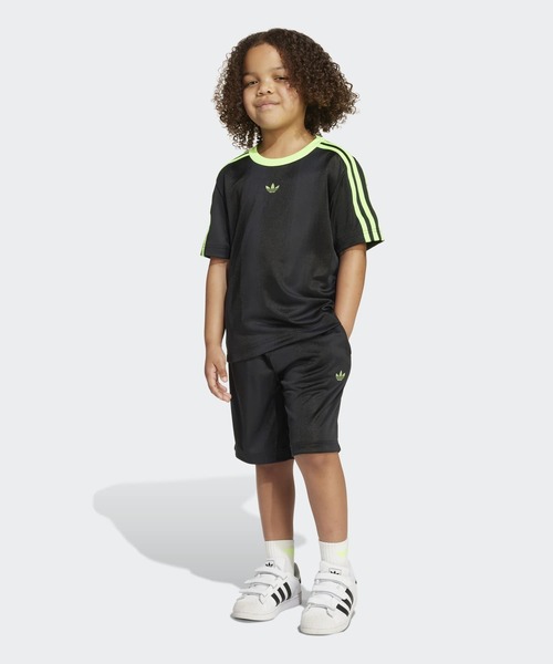 adidas(アディダス)の「キッズ用Tシャツ セットアップ / アディダスオリジナルス adidas Originals(ジャージ・キッズ・ブラック・130/120/110/100)」の3枚目の写真