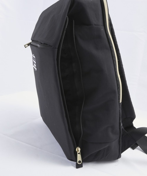 Legato Largo(レガートラルゴ)の「Legato Largo レガートラルゴ 洗えるカバンナイロンリュック LT-E1331(バックパック/リュック・レディース・ナチュラル・FREE)」の3枚目の写真