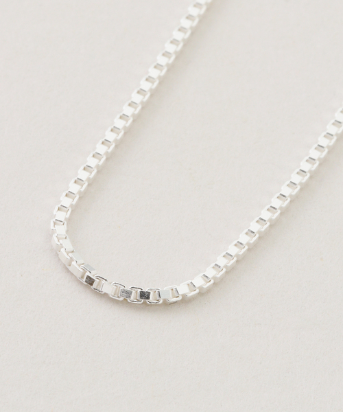 FRAMeWORK（フレームワーク）の「SASKIA DIEZ/サスキア ディツ FINE NECKLACE CUBIC (シルバー)（ネックレス・レディース・シルバー・FREE）」の4枚目の写真