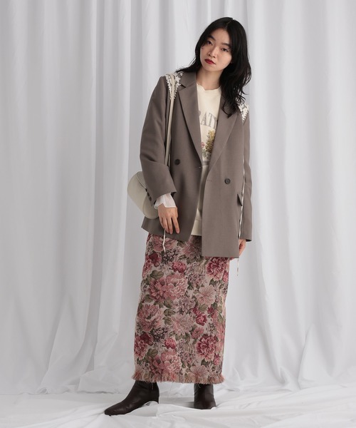 mysty woman（ミスティウーマン）の「ピグメントフラワー裏毛スウェット 581998（スウェット・レディース・チャコールグレー/アイボリー/ブラウン・FREE）」の22枚目の写真