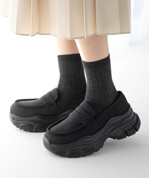 JELLY BEANS(ジェリービーンズ)の「スニーカーソールローファー(210-55384)JELLY BEANS(ジェリービーンズ)(ローファー・レディース・ブラック/ダークブラウン/ブラック系・S/L/M/LL)」の2枚目の写真