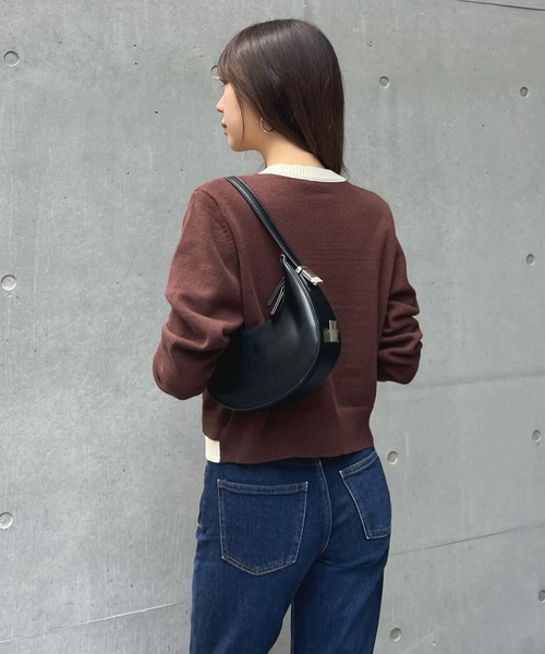 Futier land(フューティアランド)の「【新色追加】レイヤード風ロゴニットトップス(ニット/セーター・レディース・ブラウン/レッド/ネイビー/グレー/チャコールグレー/グリーン・MEDIUM/LARGE)」の13枚目の写真