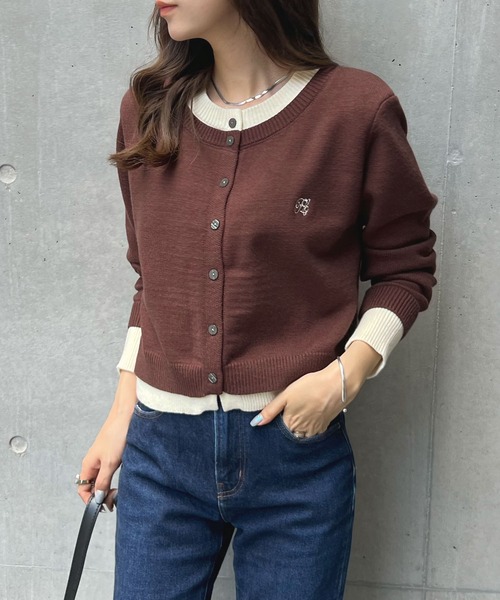 Futier land(フューティアランド)の「【新色追加】レイヤード風ロゴニットトップス(ニット/セーター・レディース・ブラウン/レッド/ネイビー/グレー/チャコールグレー/グリーン・MEDIUM/LARGE)」の16枚目の写真