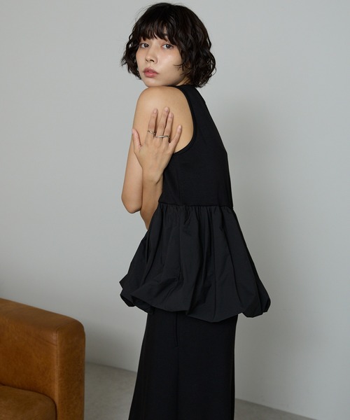 SOTT(ソット)の「【2点set】裾異素材バルーンタンク&ボリューム袖プルオーバー(アンサンブル・レディース・アイボリー/ブラック・FREE)」の21枚目の写真