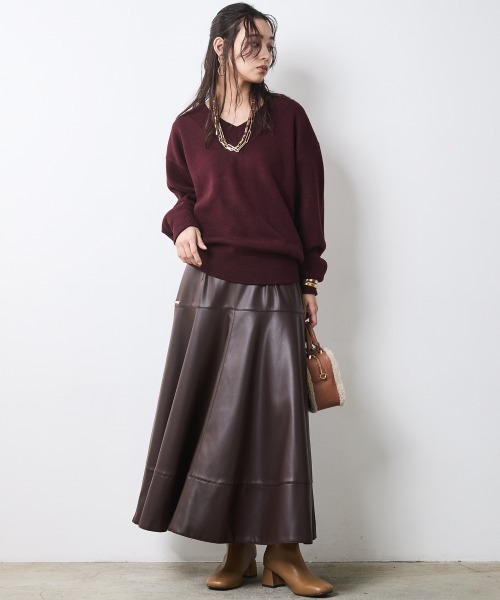 CHIC STYLE（シックスタイル）の「Vネックニットプルオーバー＜大きいサイズ有＞シックスタイル（ニット/セーター・レディース・ブラック/アイボリー/ボルドー/グレー・5L/4L/3L/LL/L/M）」の17枚目の写真