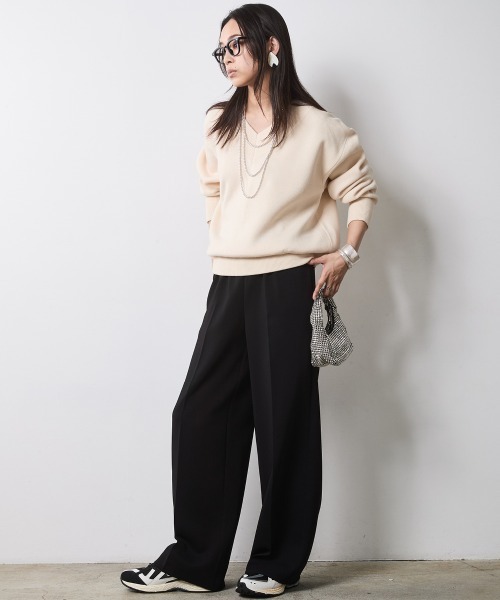 CHIC STYLE（シックスタイル）の「Vネックニットプルオーバー＜大きいサイズ有＞シックスタイル（ニット/セーター・レディース・ブラック/アイボリー/ボルドー/グレー・5L/4L/3L/LL/L/M）」の22枚目の写真