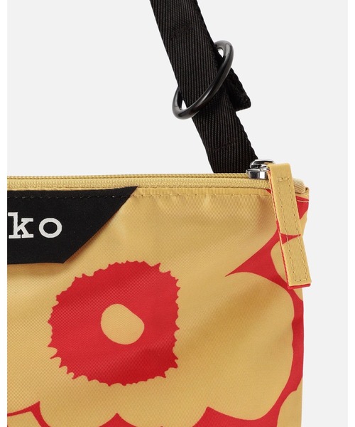 marimekko(マリメッコ)の「Unikko / Neat Crossbody shoulder bag M(ショルダーバッグ・レディース・レッド・FREE)」の5枚目の写真