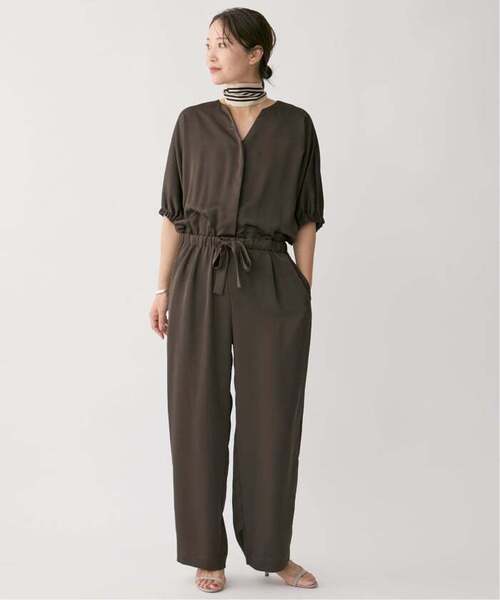 VERMEIL par iena（ヴェルメイユパーイエナ）の「《追加》サテンオールインワン（つなぎ/オールインワン・レディース・ネイビー/カーキ・36/38）」の7枚目の写真