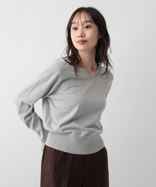 FOUND GOOD（ファウンドグッド）の「メンカシミヤVネックニット（ニット/セーター・レディース・レッド系8/ベージュ/グレー系2/ブラック・L/M）」の11枚目の写真