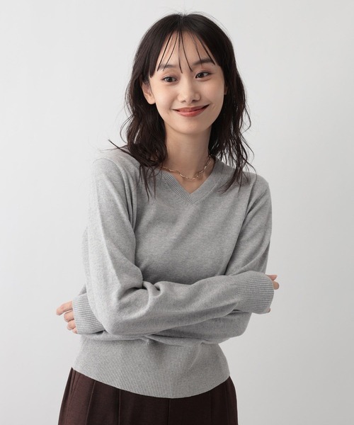 FOUND GOOD（ファウンドグッド）の「メンカシミヤVネックニット（ニット/セーター・レディース・レッド系8/ベージュ/グレー系2/ブラック・L/M）」の12枚目の写真