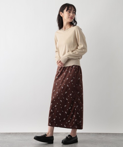 FOUND GOOD（ファウンドグッド）の「メンカシミヤVネックニット（ニット/セーター・レディース・レッド系8/ベージュ/グレー系2/ブラック・L/M）」の14枚目の写真