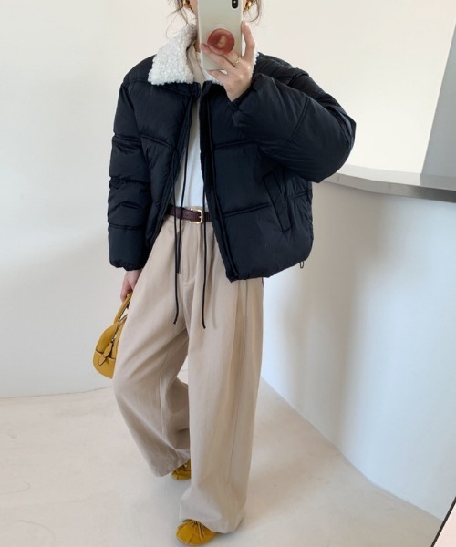 Ritzy（リッツィー）の「フロントリボンデザイン 衿ボアエコダウンジャケット（ダウンジャケット/コート・レディース・ブラック/ブルー/イエロー/アイボリー・M/L）」の2枚目の写真