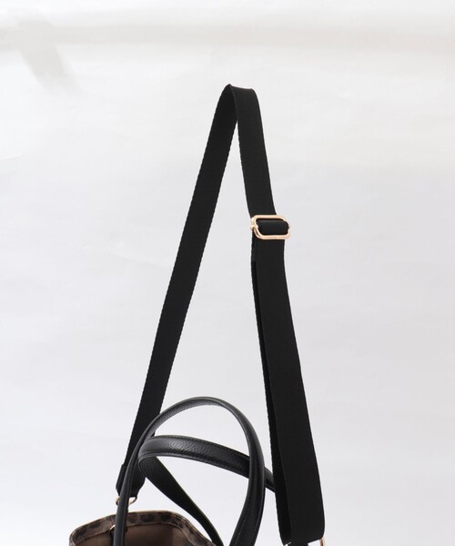 NOLLEY’S（ノーリーズ）の「レオパード柄縦長トートバッグ（ショルダーバッグ・レディース・レオパード・FREE）」の14枚目の写真