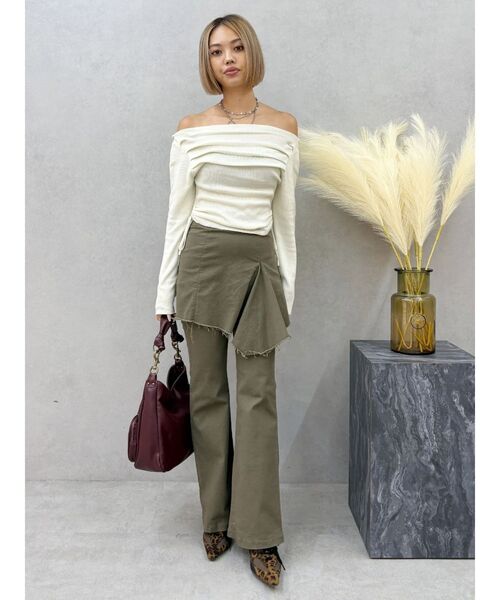 EVRIS（エヴリス）の「レイヤードフレアパンツ（その他パンツ・レディース・ブラック/カーキ・SMALL/MEDIUM）」の8枚目の写真