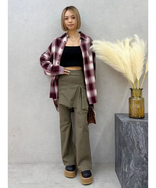 EVRIS（エヴリス）の「レイヤードフレアパンツ（その他パンツ・レディース・ブラック/カーキ・SMALL/MEDIUM）」の12枚目の写真