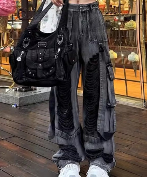 VIBGYOR(ヴィブジョー)の「クラッシュワイドデニムパンツ(BL)(デニムパンツ・メンズ・ブラック・MEDIUM/LARGE)」の1枚目の写真