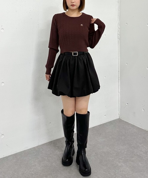 archives(アルシーヴ)の「ロゴ刺繍ケーブルニットプルオーバー(ニット/セーター・レディース・グレー/アイボリー/ブラウン/イエロー・MEDIUM)」の7枚目の写真