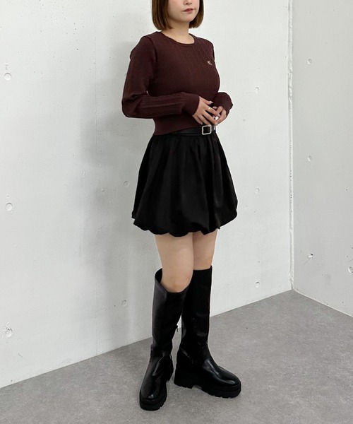 archives(アルシーヴ)の「ロゴ刺繍ケーブルニットプルオーバー(ニット/セーター・レディース・グレー/アイボリー/ブラウン/イエロー・MEDIUM)」の8枚目の写真