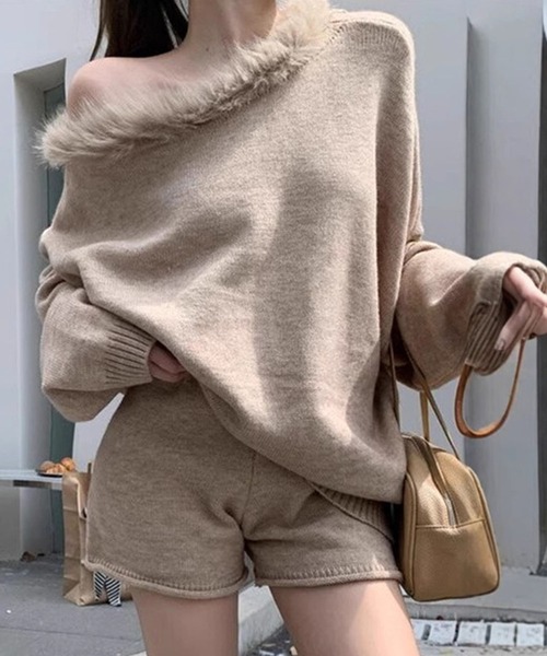 meJane（ミージェーン）の「フェイクファーディティール ニットセットアップ（セットアップ・レディース・ダークベージュ/ブラック/グレー/チャコールグレー・FREE）」の4枚目の写真