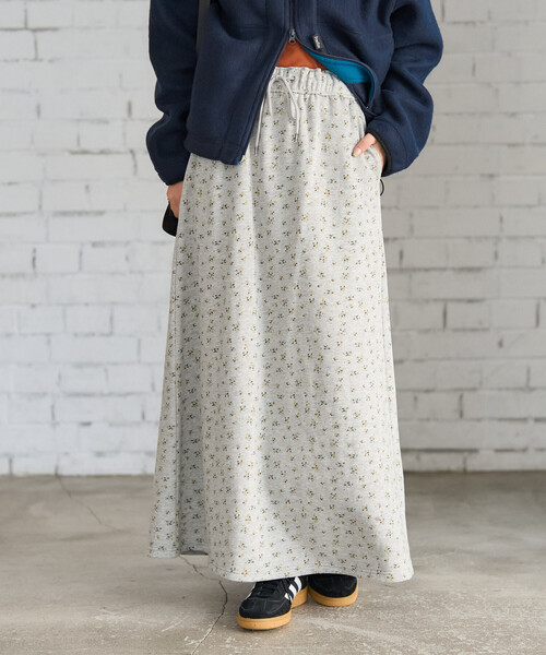 FREAK'S STORE(フリークスストア)の「フラワープリント スウェットスカート <セットアップ対応>限定展開(スカート・レディース・オフホワイト/ライトグレー・フリ-)」の7枚目の写真