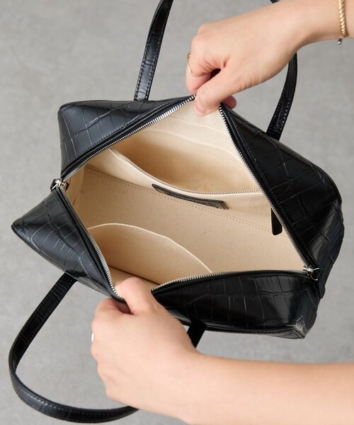 BEARDSLEY（ビアズリー）の「《NOTHING WRITTEN》ポケットハンドバッグ（クロコダイル）（ハンドバッグ・レディース・ブラック・FREE）」の6枚目の写真