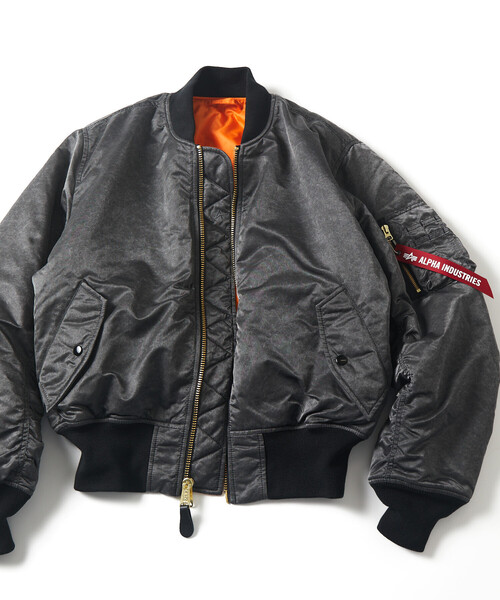 Alpha Industries（アルファインダストリーズ）の「ALPHA INDUSTRIES/アルファ インダストリーズ 別注 ウォッシュ加工 MA-1 FLIGHT JACKET（MA-1・メンズ・ブラック/オリーブ・SMALL/MEDIUM/LARGE/X-LARGE）」の4枚目の写真