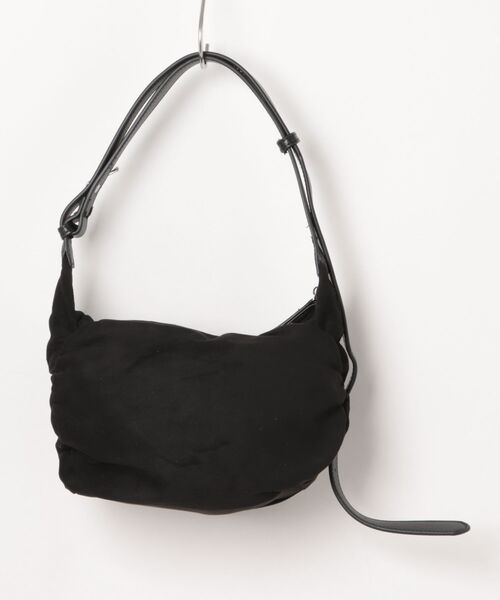 ammy.（エイミードット）の「【 ammy. / エイミードット 】 スエードタッチ ラウンド バッグ（ショルダーバッグ・レディース・ベージュ/ブラウン/ブラック・FREE）」の4枚目の写真