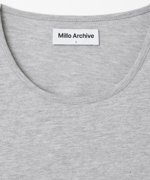 Millo Archive（ミロ アーカイブ）の「ソフトUネックセミオーバーフィットTシャツ[メランジグレー]（Tシャツ/カットソー・メンズ・その他・LARGE/X-LARGE/MEDIUM/SMALL）」の8枚目の写真
