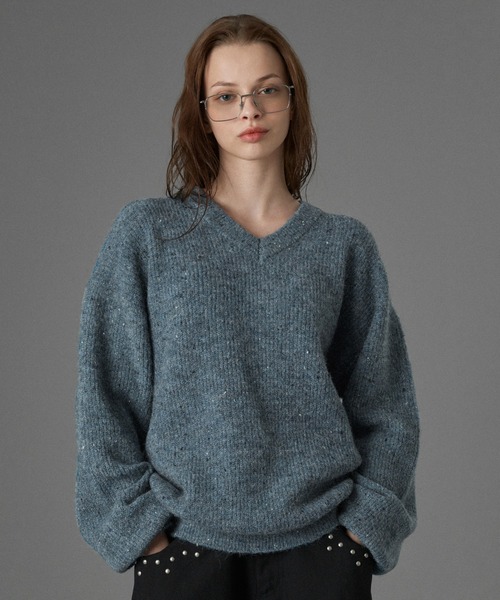 ONCILY(オンシェリー)の「WOOL BLEND COLOR NEP V-NECK KNIT / カラーネップVネックニット(ニット/セーター・メンズ・グレー/チャコールグレー/ブルー・SMALL/MEDIUM/LARGE)」の21枚目の写真