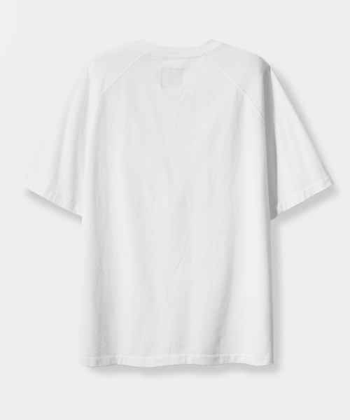 DIMITRI BLACK（ディミトリブラック）の「ラグラン配色ピグメントアートワーク半袖Tシャツ_ホワイト（Tシャツ/カットソー・レディース・その他・LARGE/X-LARGE/MEDIUM）」の3枚目の写真