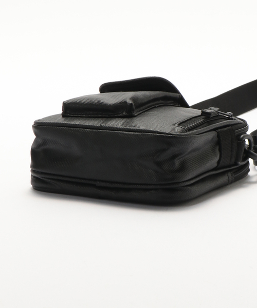 Carhartt WIP（カーハートダブリューアイピー）の「CARHARTT WIP / カーハート ダブリューアイピー DEAN ESSENTIALS BAG（ショルダーバッグ・メンズ・ブラック・FREE）」の4枚目の写真