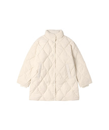 SIYAZU（シヤジュ）の「SIOT4122 ダイヤキルティングハーフパディング_Ivory（ダウンジャケット/コート）」