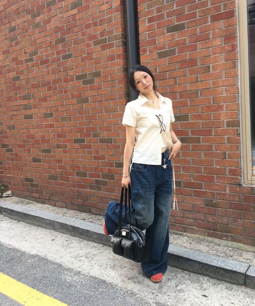 AMESWORLDWIDE（アメスワールドワイド）の「OVERFIT STITCH DENIM PANTS DEEP BLUE（デニムパンツ・レディース・その他・SMALL/MEDIUM/LARGE）」の9枚目の写真
