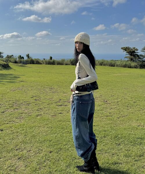 AMESWORLDWIDE（アメスワールドワイド）の「OVERFIT STITCH DENIM PANTS DEEP BLUE（デニムパンツ・レディース・その他・SMALL/MEDIUM/LARGE）」の11枚目の写真
