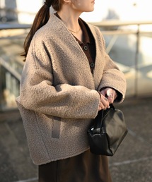 ＆HALF（アンドハーフ）の「ブークレジャケット（ノーカラージャケット）」