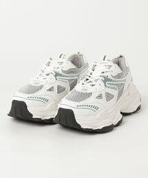 厚底ダッドスニーカー