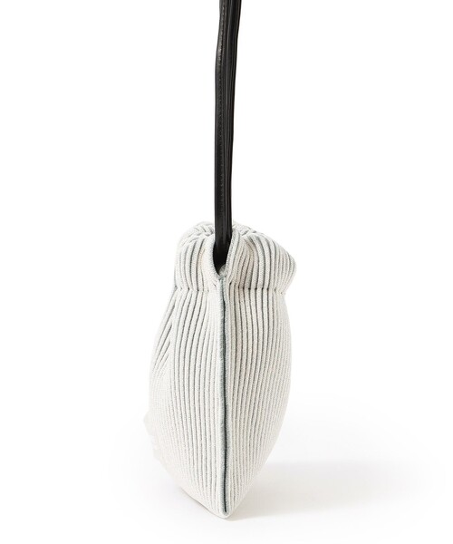 LASTFRAME(ラストフレーム)の「【LASTFRAME/ラストフレーム】ミニバッグ KYOTO METALLIC SACK BAG MINI L26107(ハンドバッグ・レディース・シルバー系その他/ブラック・FREE)」の3枚目の写真