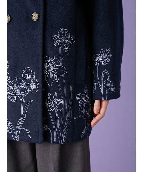 LILY BROWN(リリーブラウン)の「エンブロイダリーコクーンコート(チェスターコート・レディース・アイボリー/ミント/ネイビー・F)」の10枚目の写真