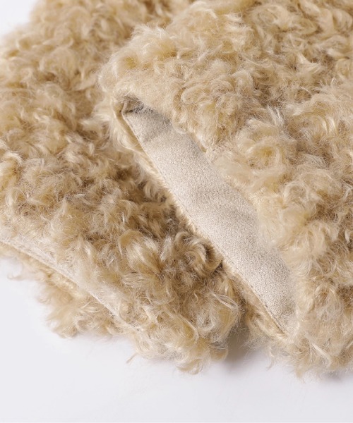 LA POMME petit(ラポミ・プチ)の「Moveable PU Collar Faux Fur Jacket(ムートンコート・レディース・キャメル/アイボリー・LARGE/MEDIUM/SMALL)」の5枚目の写真