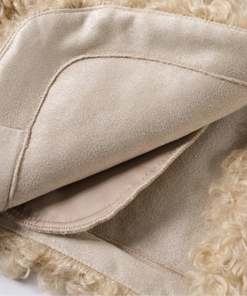 LA POMME petit(ラポミ・プチ)の「Moveable PU Collar Faux Fur Jacket(ムートンコート・レディース・キャメル/アイボリー・LARGE/MEDIUM/SMALL)」の6枚目の写真