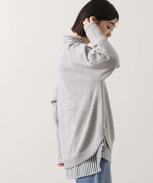 Gready Brilliant(グレディブリリアン)の「ウール100ラウンドヘムニット(ニット/セーター・レディース・レッド/パープル/グレイッシュベージュ・FREE)」の9枚目の写真