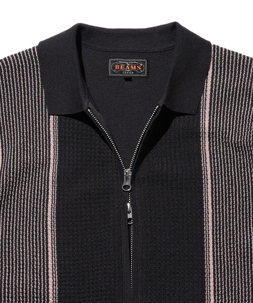 BEAMS PLUS(ビームスプラス)の「Zip Knit Polo Stripe(ポロシャツ・メンズ・オフホワイト/オリーブ/チャコールグレー・SMALL/X-LARGE/MEDIUM/LARGE)」の19枚目の写真